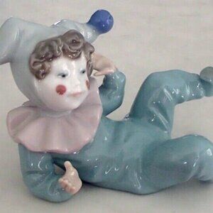 Nao by Lladro Boy Jester Clown 5” long